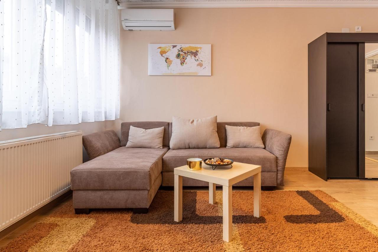 Appartement Chill At Lehel Market Boedapest